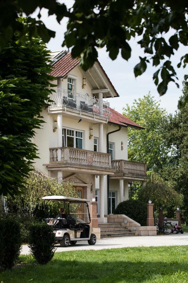 Gestuet Kaiserhof Legelshurst 외부 사진